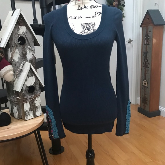 COPY - COPY - Free People fiesta cuff thermal - Picture 3 of 6